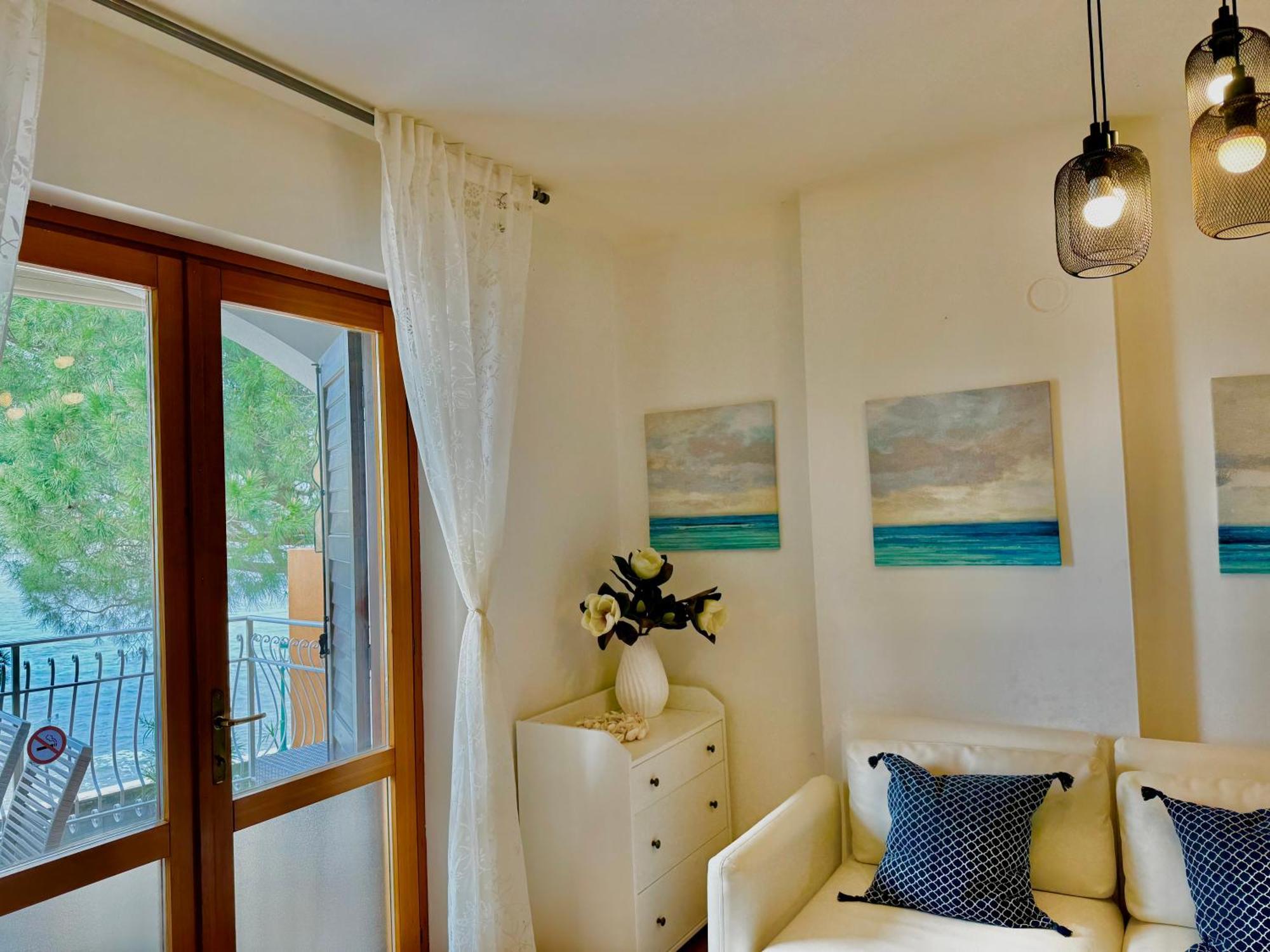 Apartment Mit Meerblick Am Strand Costa Azzura Градо Экстерьер фото